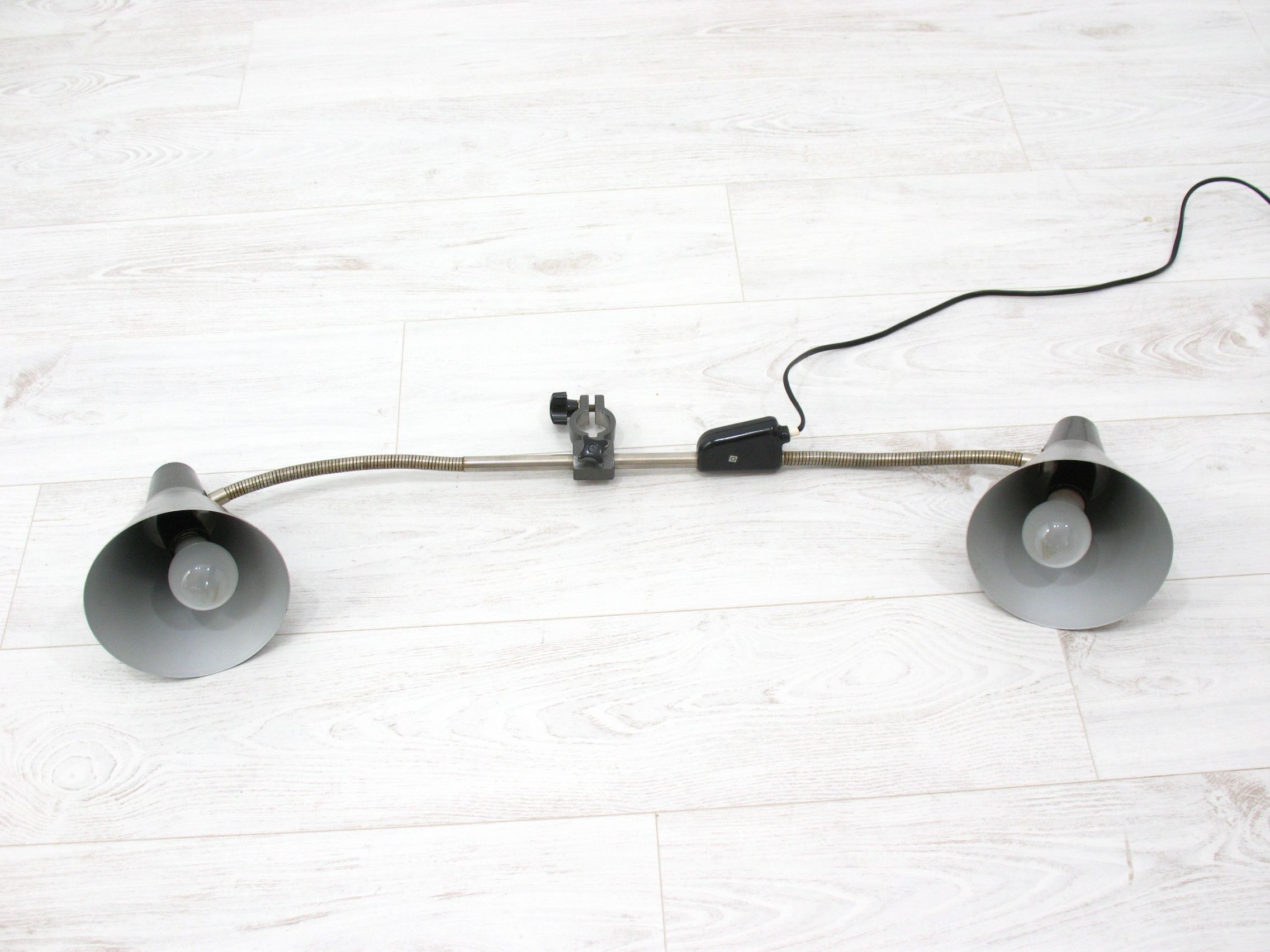 Lampe double de l’architecte années 1970