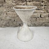 Diabolo planter by Anton Bee for Eternit