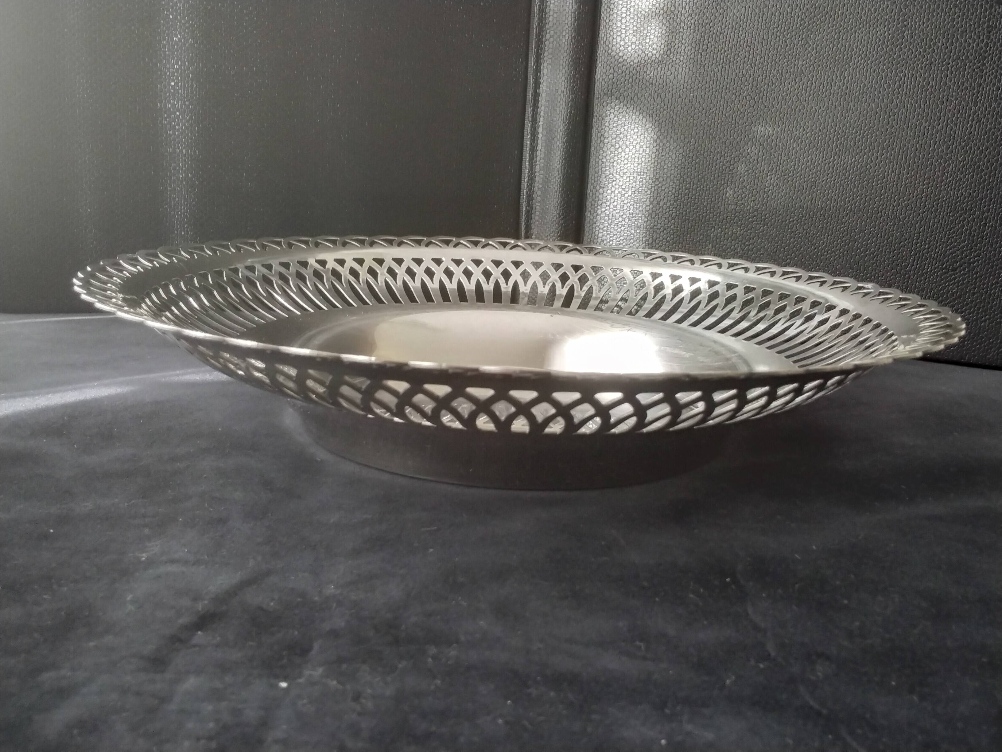 Silver metal bread basket openwork model