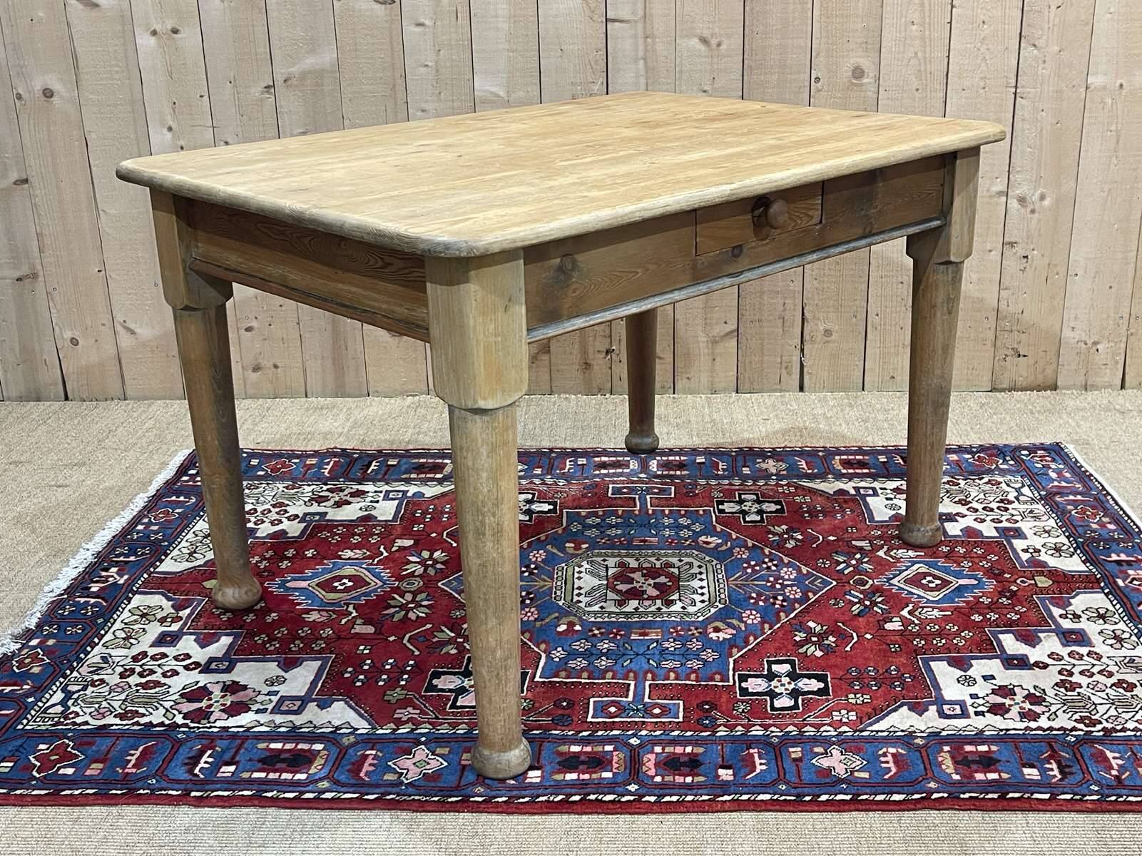 19th century English fir farmhouse table with one drawer