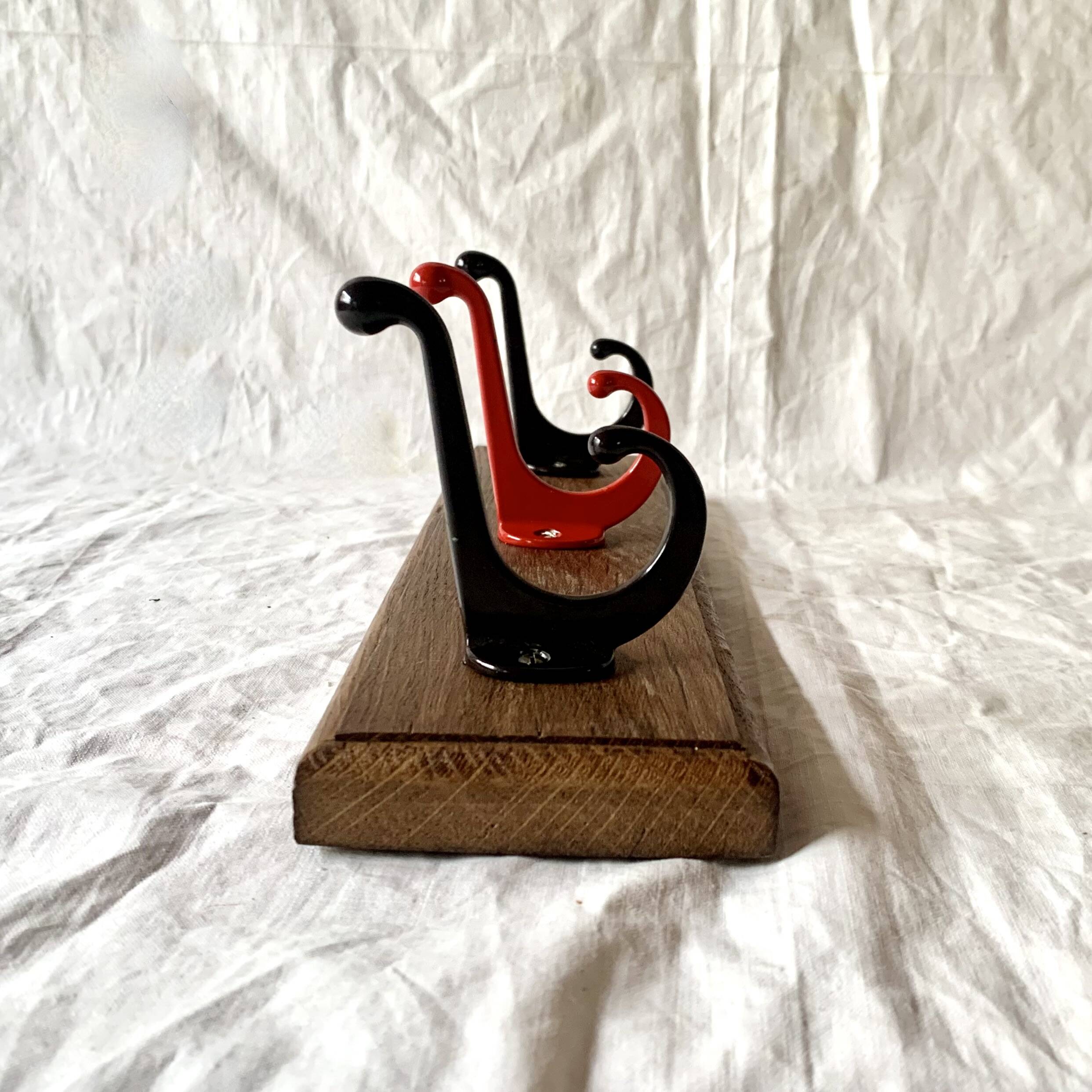 Vintage school coat rack in solid wood - 3 coat hooks in lacquered metal