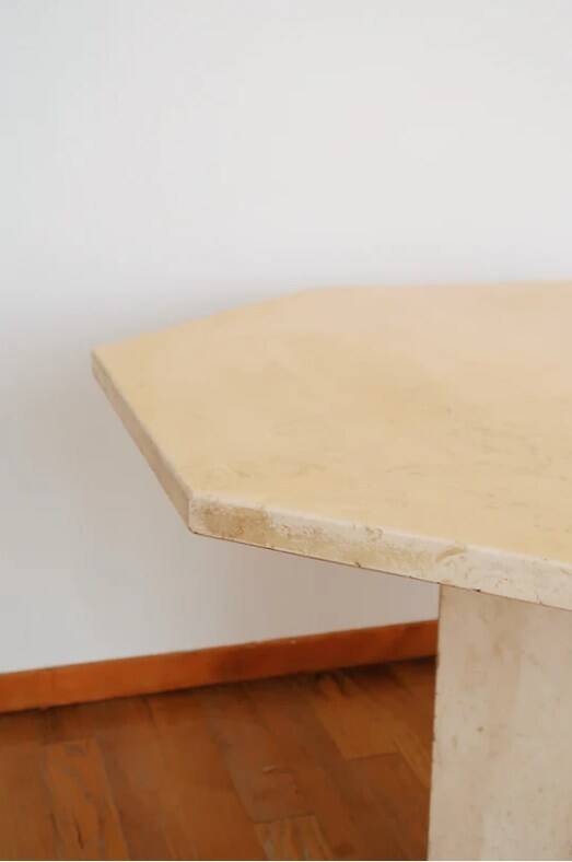 Dining table in travertine, 1970