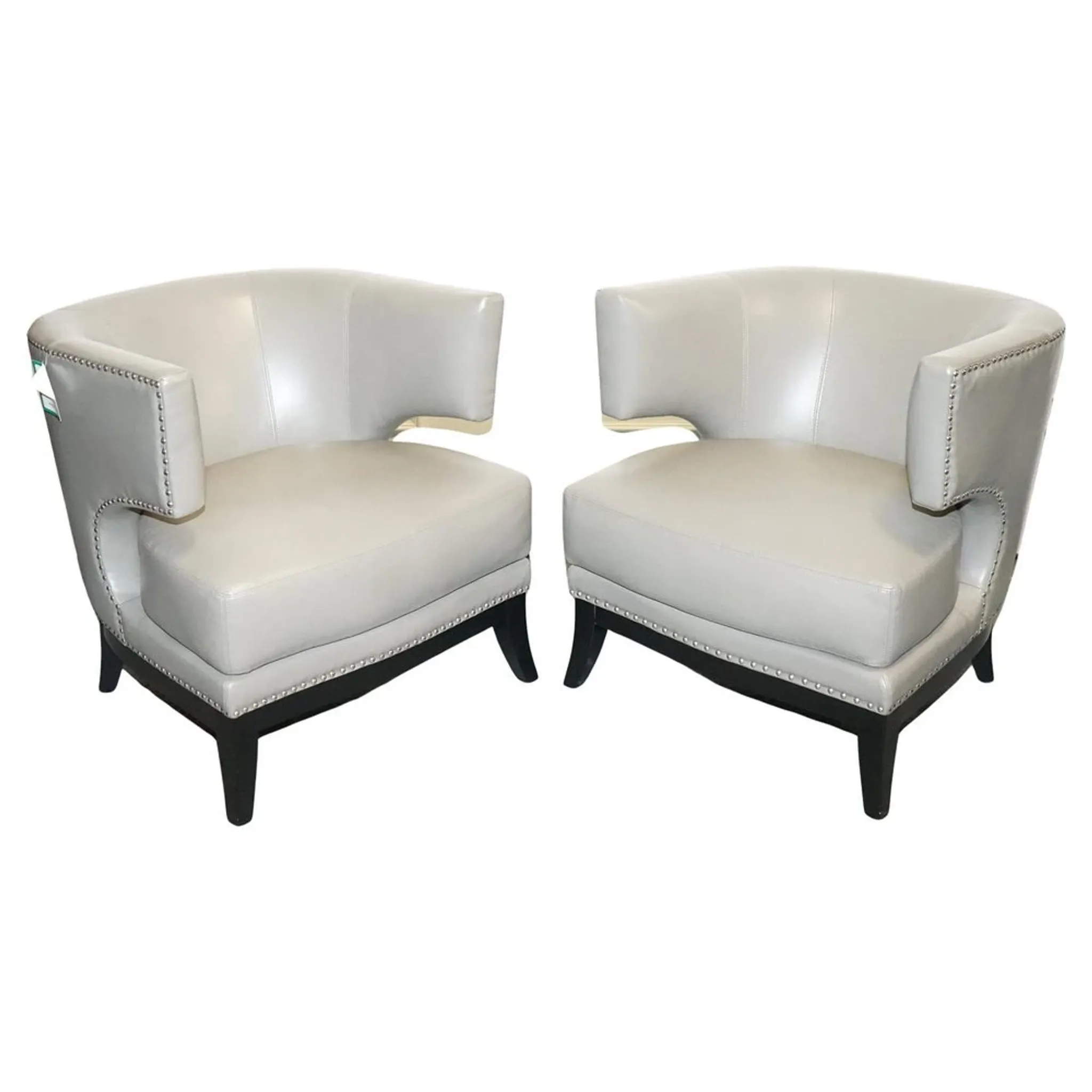 Fauteuils à Dossier Rond en Cuir Gris avec Clous de Coach House, Set de 2