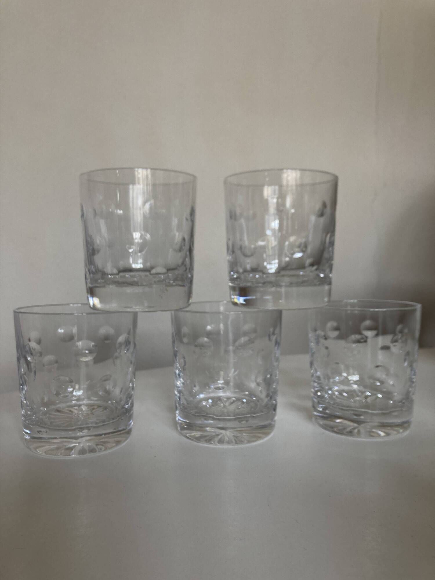 Set of 5 crystal whiskey tumblers giving polka dot cut 1970