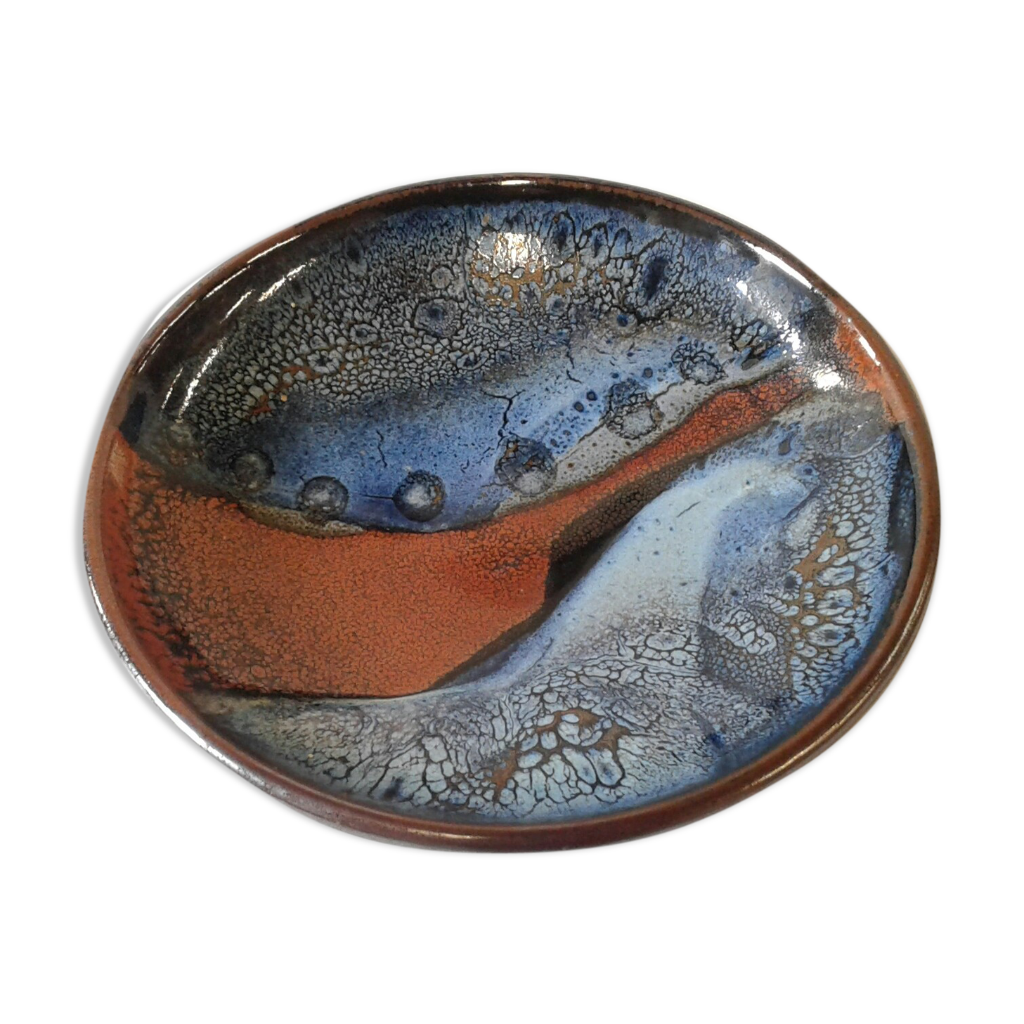 Enamelled sandstone cup