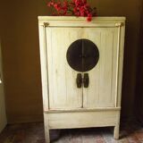Chinese traditional wardrobe