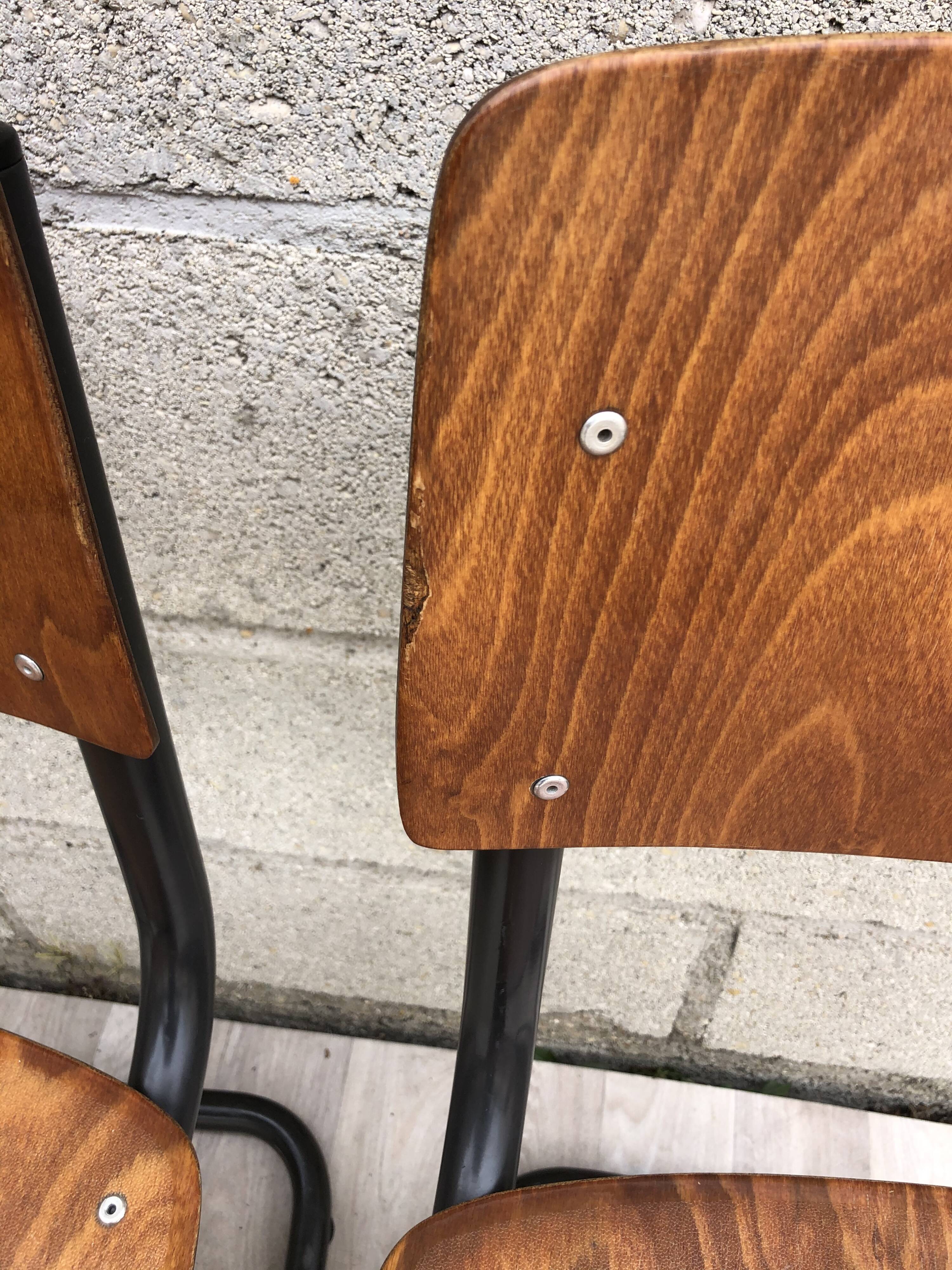 Lot of 4 chairs Vintage Arhend Cantilever oak color