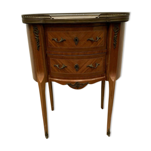 Commode rognon de style - dessus