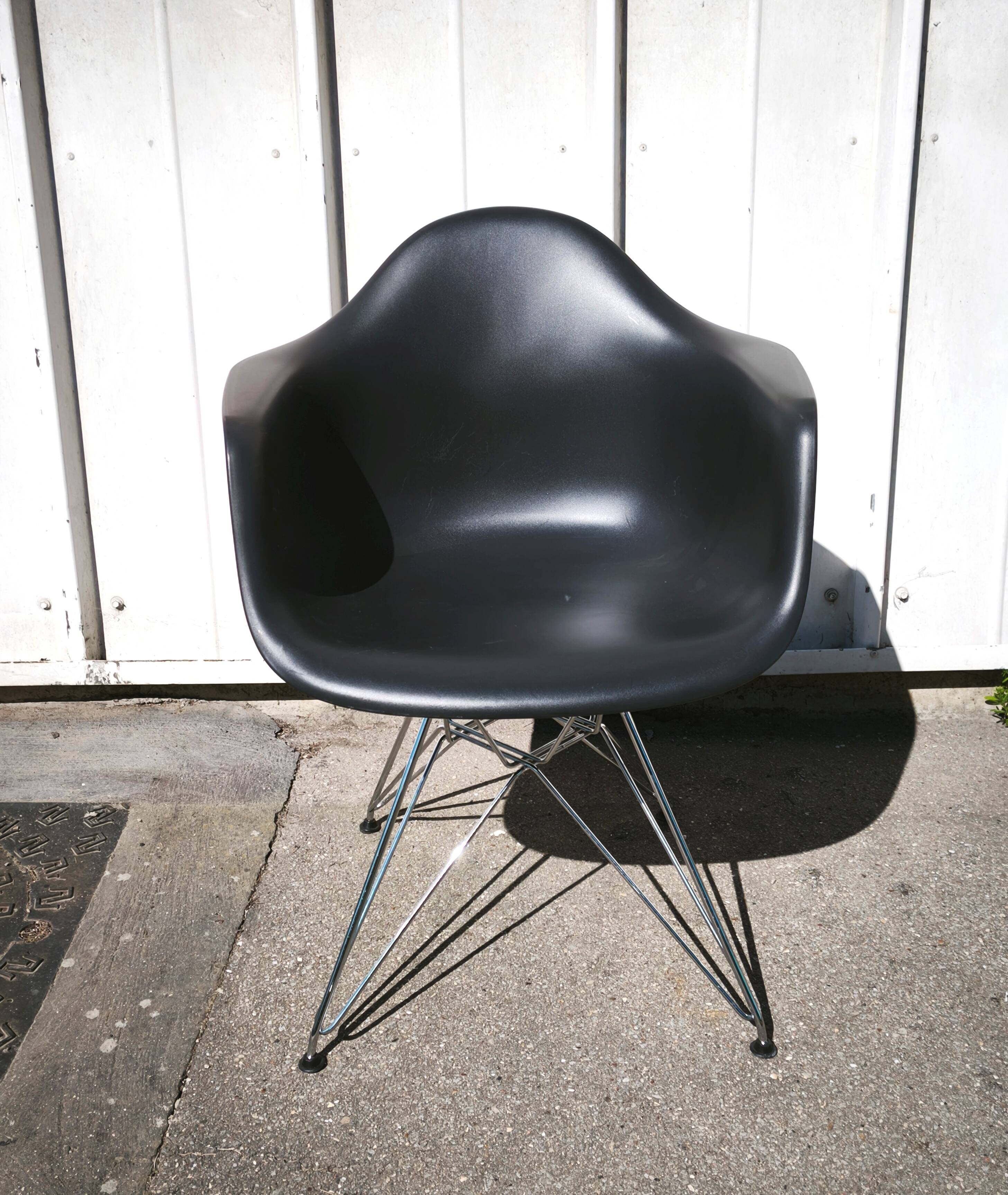 DAR chair, Charles & Ray Eames