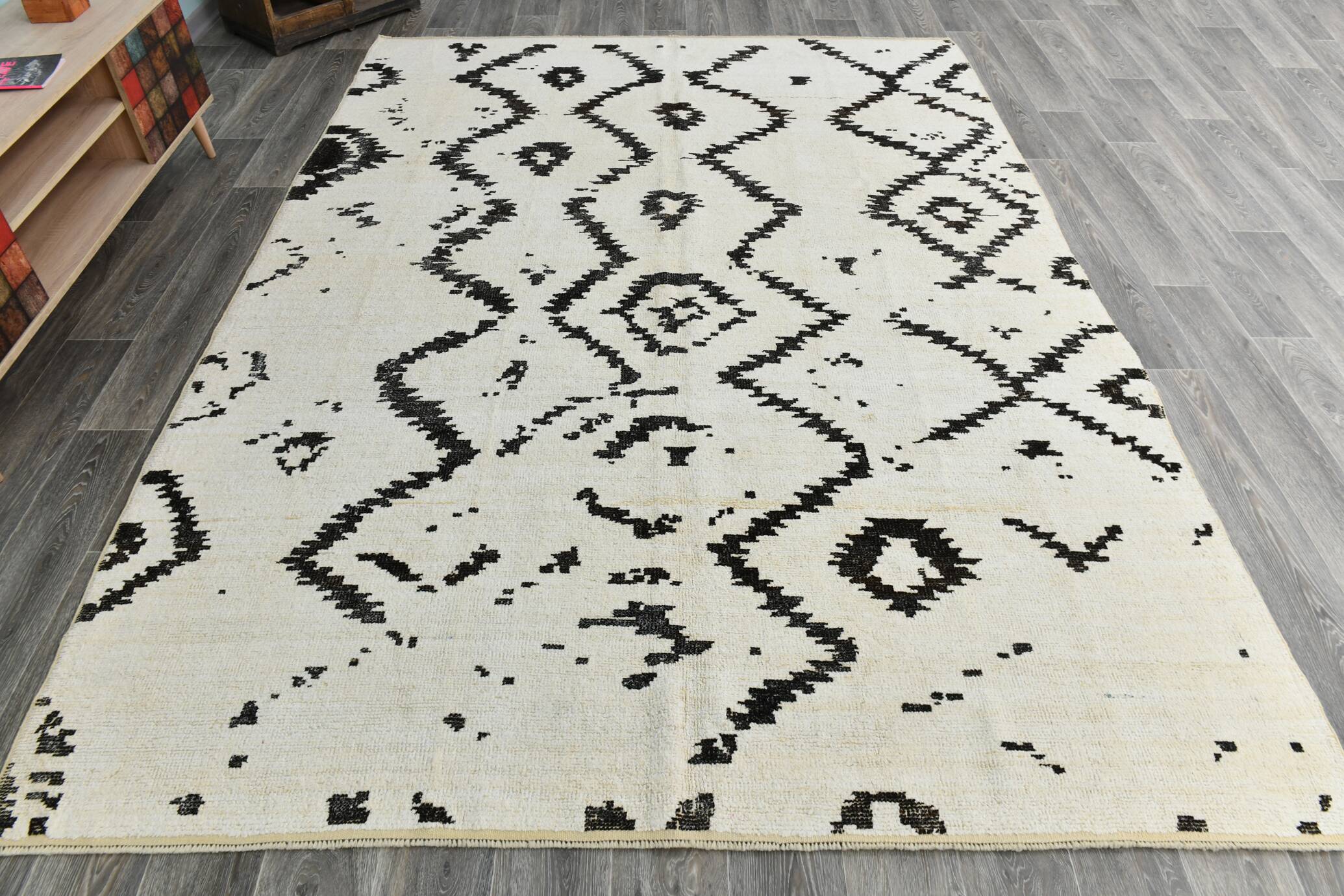 7x10 Neutral White Modern Super Soft Moroccan Rug, 216x294Cm