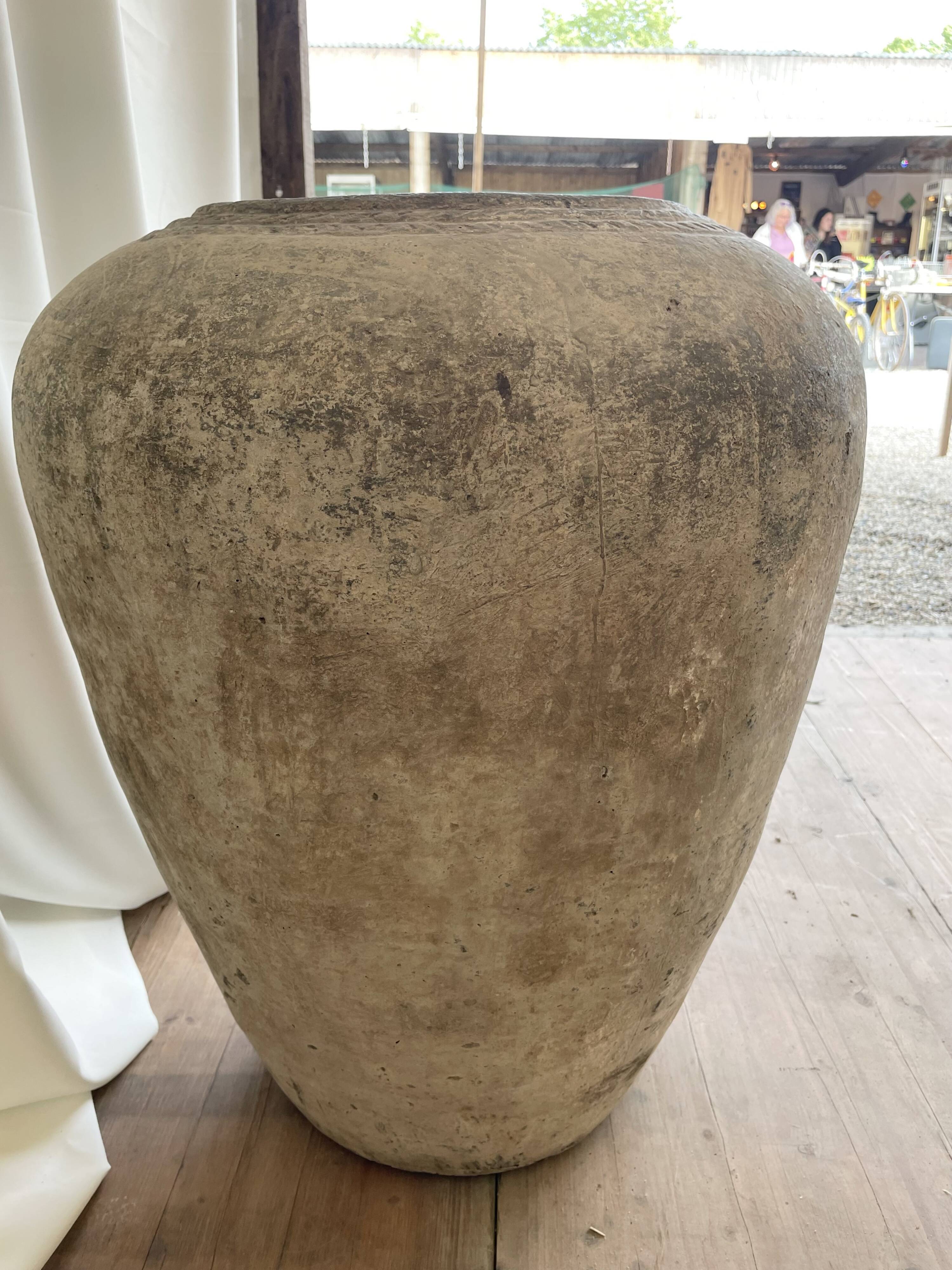 Large Indian terracotta jar