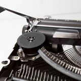 Royal Typewriter 203 1970 Japan