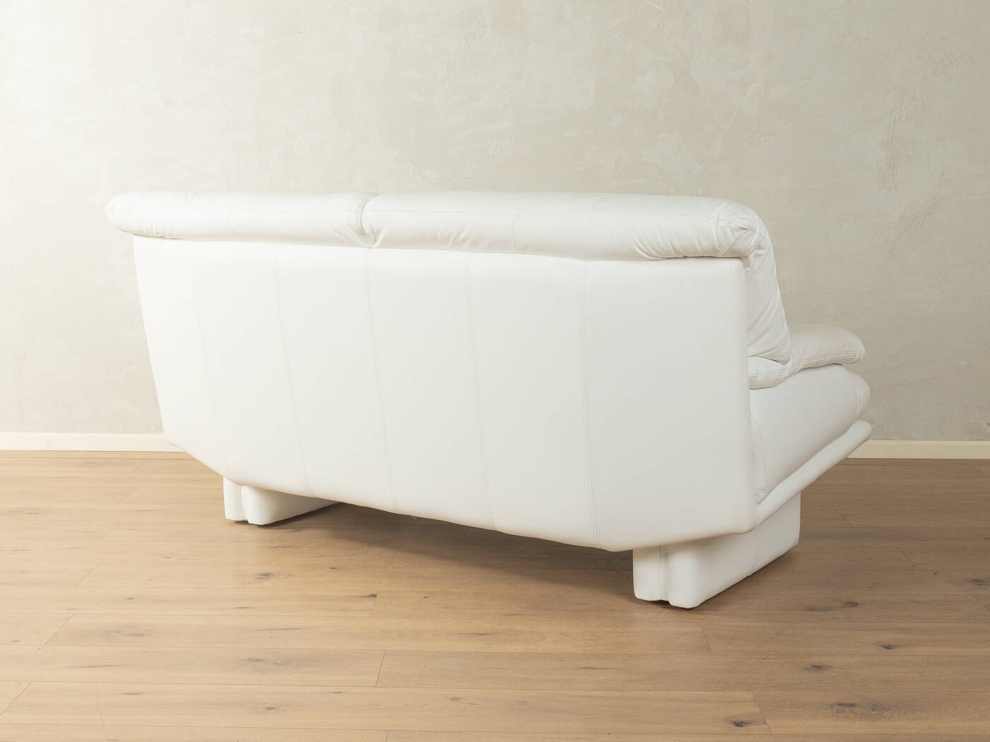 Postmodern sofa by Nicoletti Salotti from the 1980s