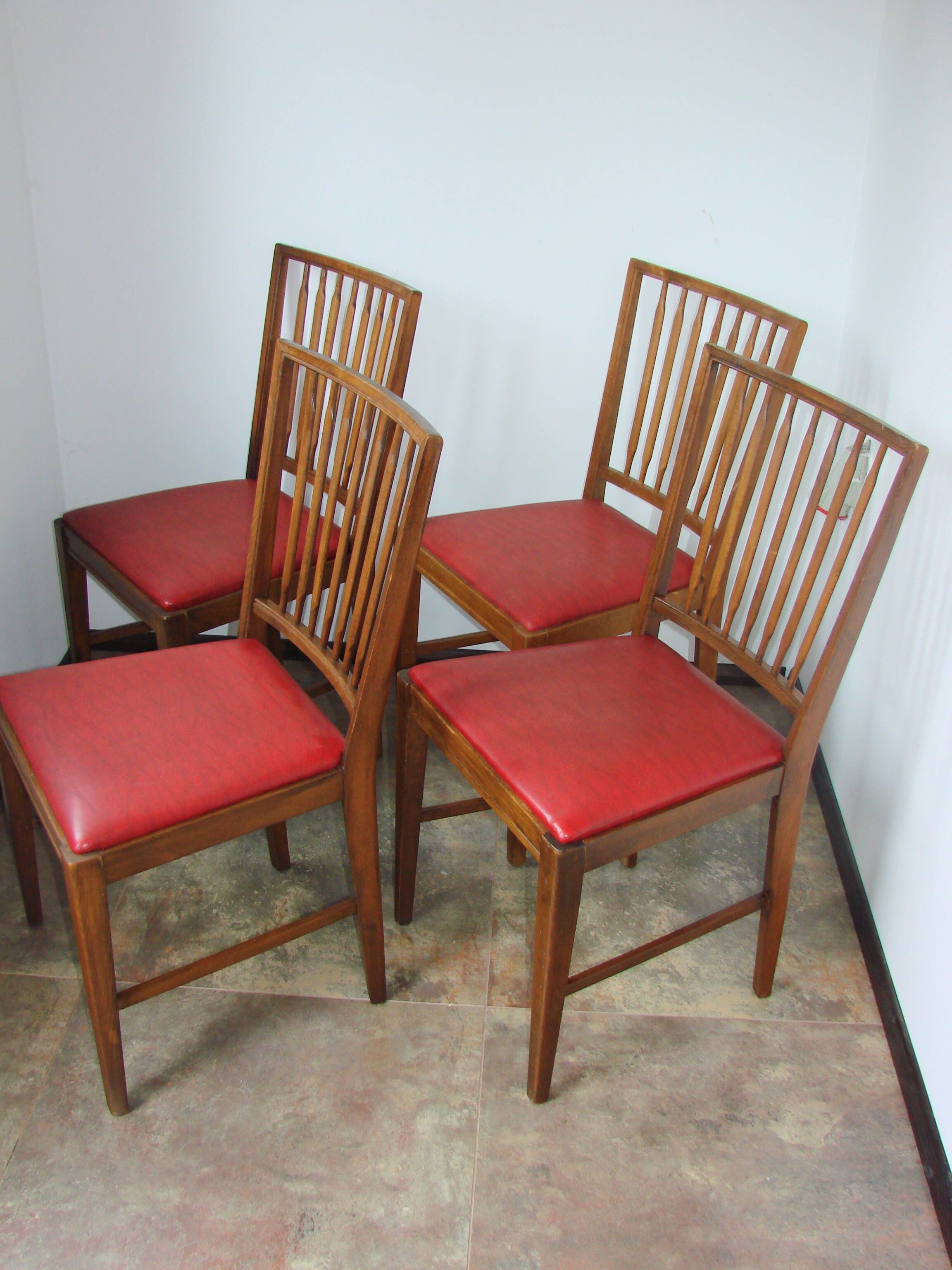 Set of 4 Moder chairs, 1960s – oak and eco-leather, vintage
