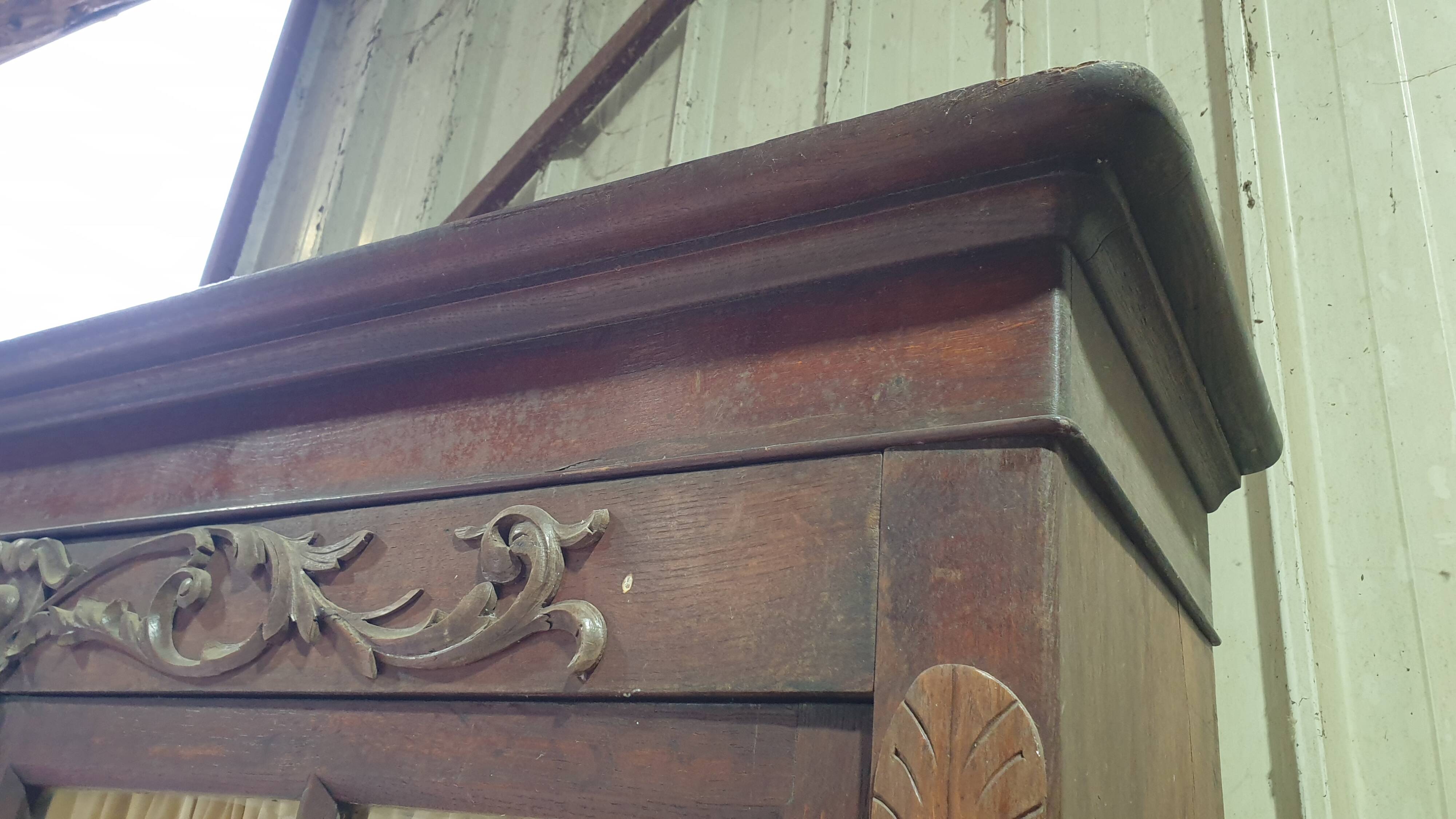 Oak display cabinet/bookcase - Breton regional style - early 20th century