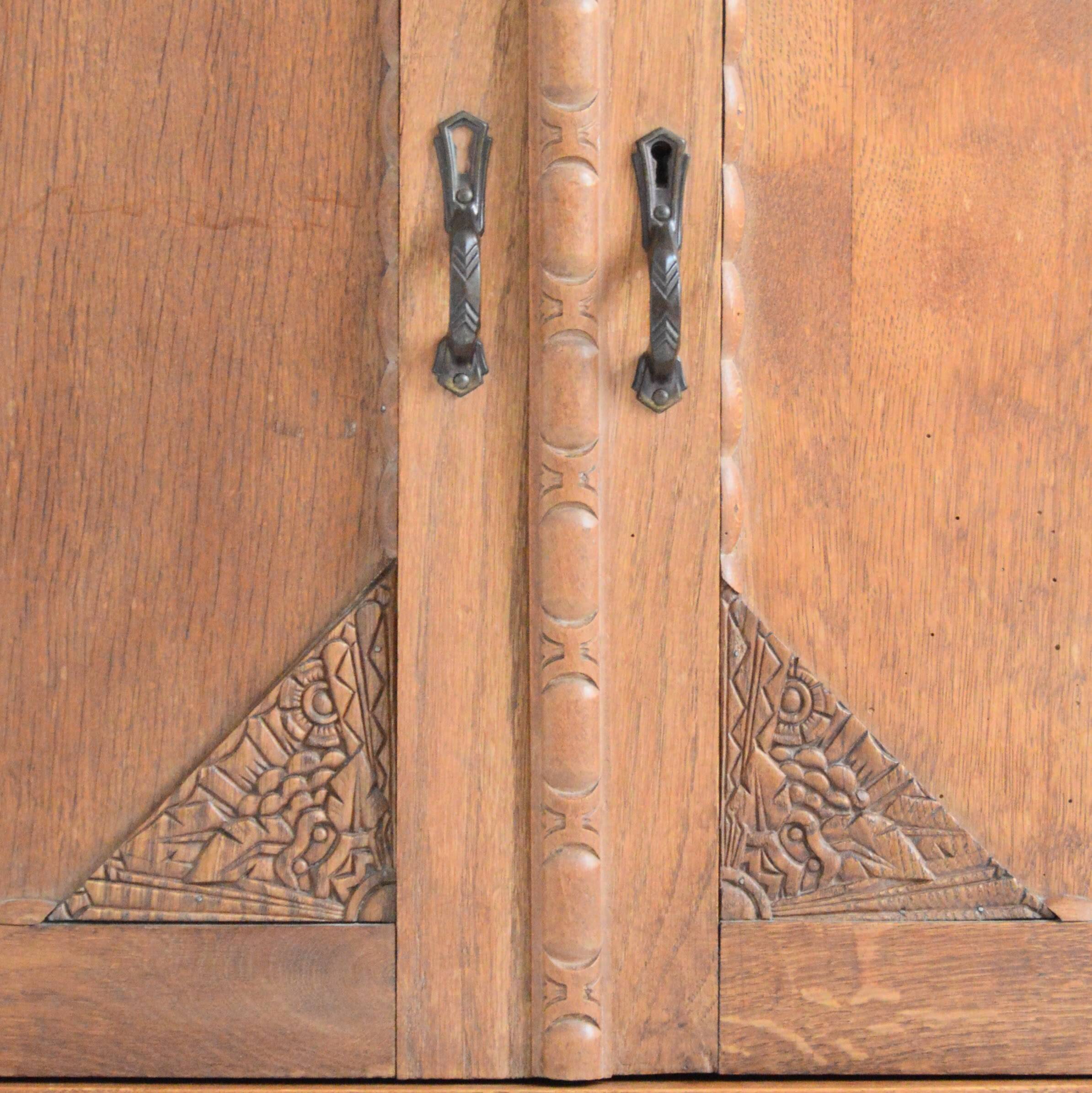 Parisian Buffet / Art Deco 1930 vintage