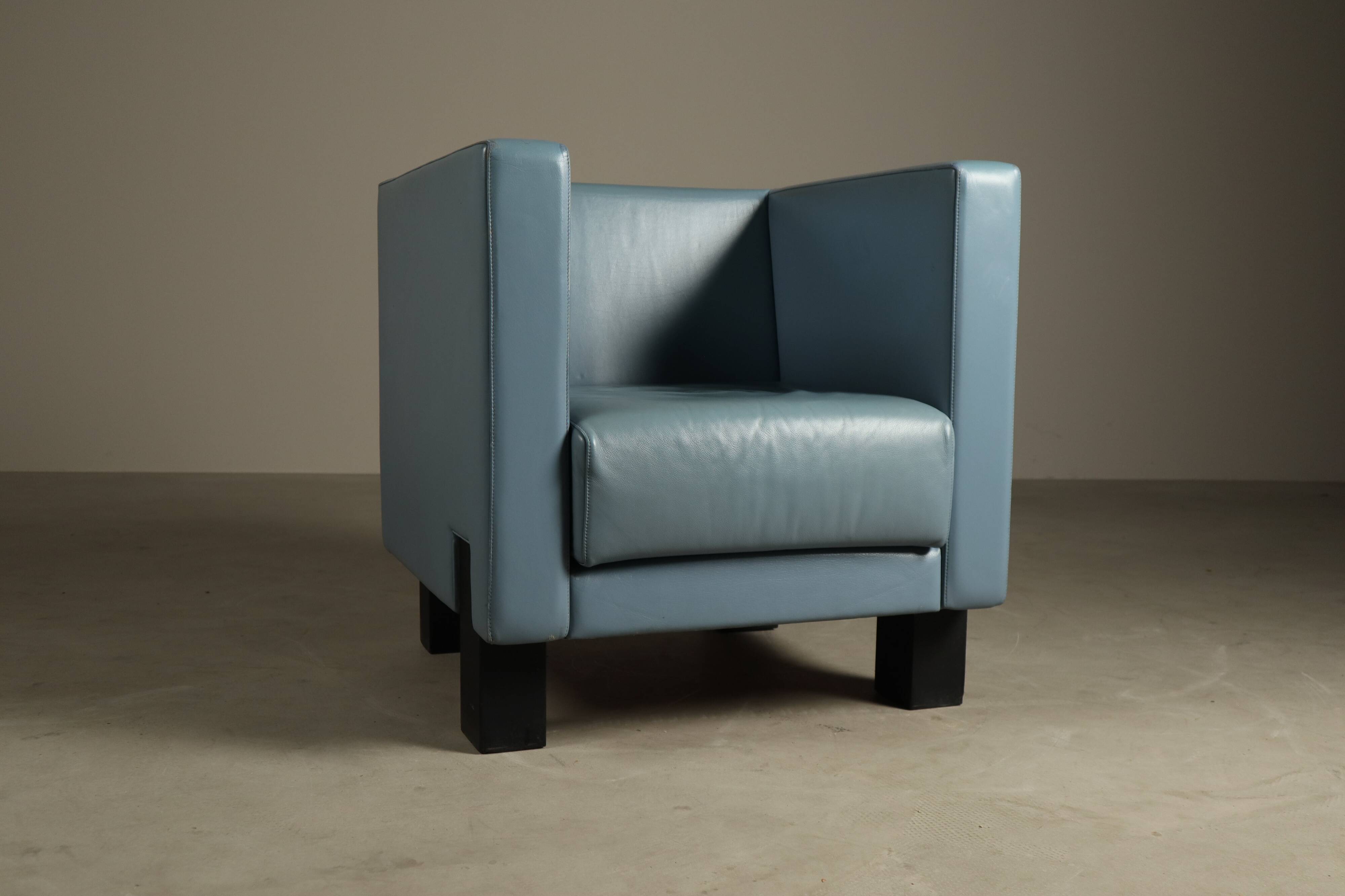 Paire de fauteuils « Moji » de Shigeru Uchida pour Poltrona Frau