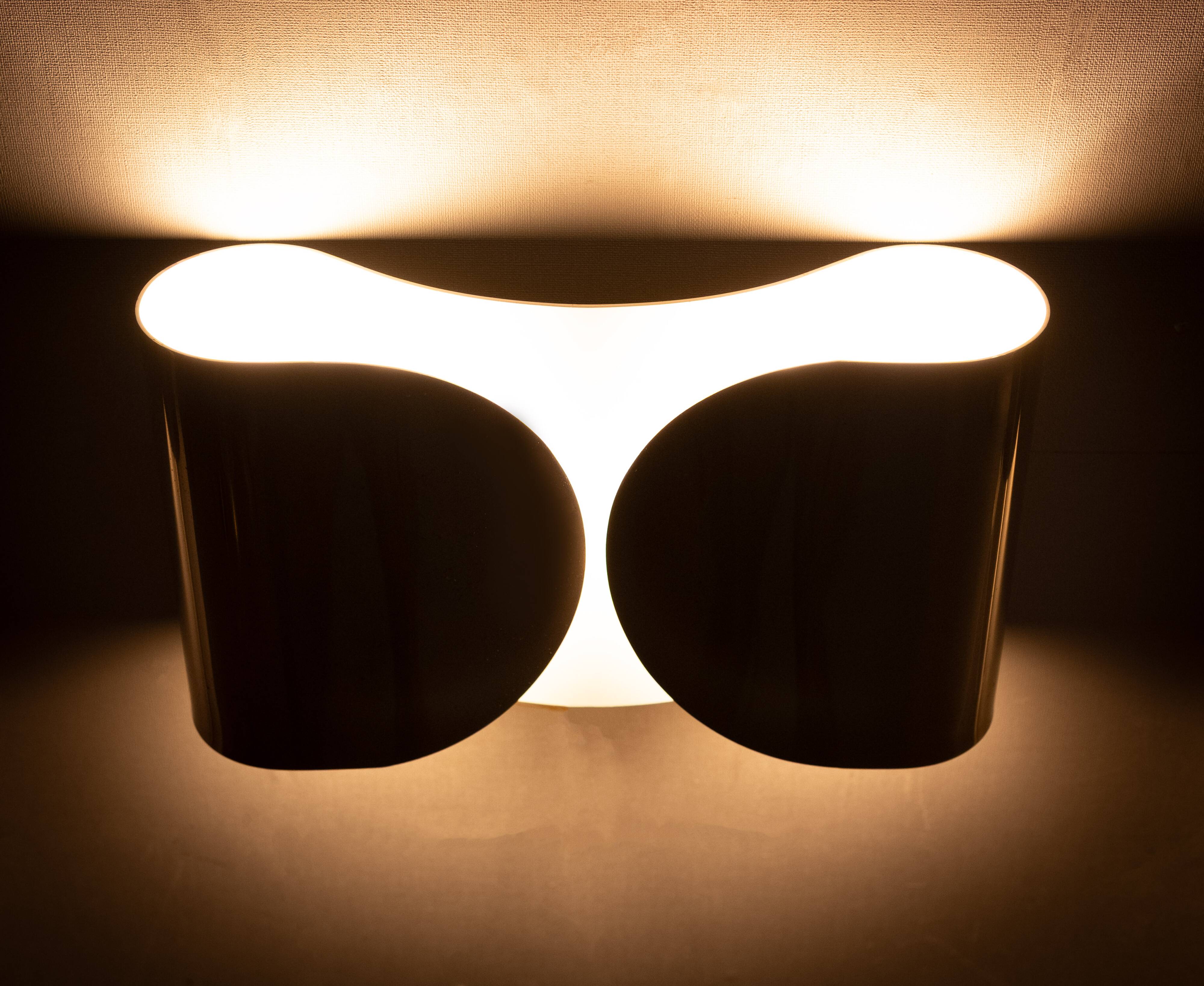 Afra and Tobia Scarpa “Foglio” wall light, 1970s Italy