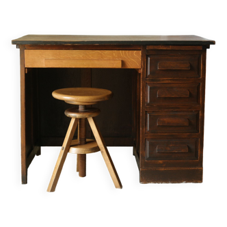 Oak box desk and its vintage tripod stool