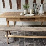 Farm table