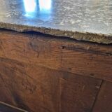 Mahogany commode with mahogany veneer from the Louis XVI period - late 18th century.