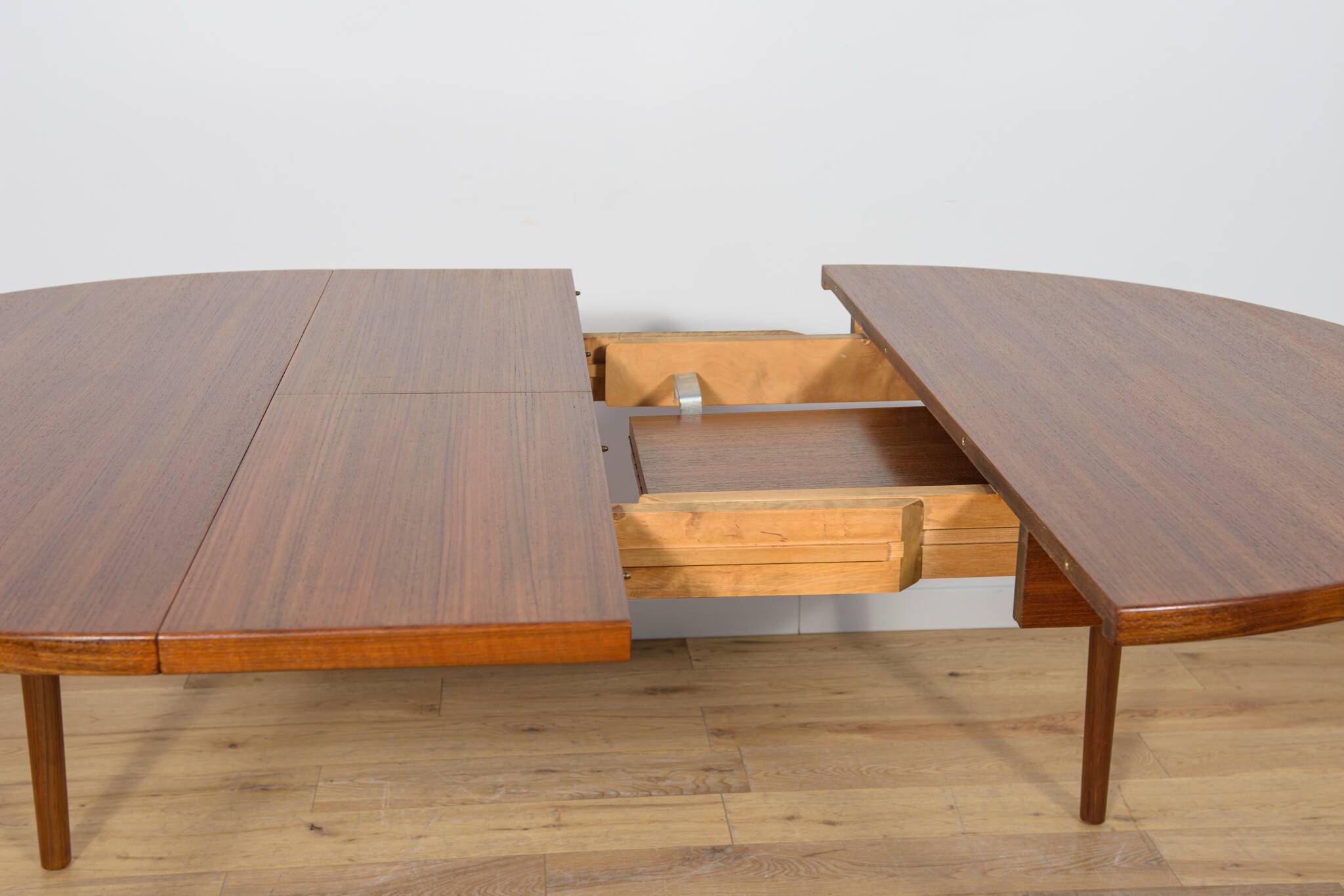 Mid-Century Round Teak Dining Table by Nils Jonsson for Hugo Troeds, Sweden