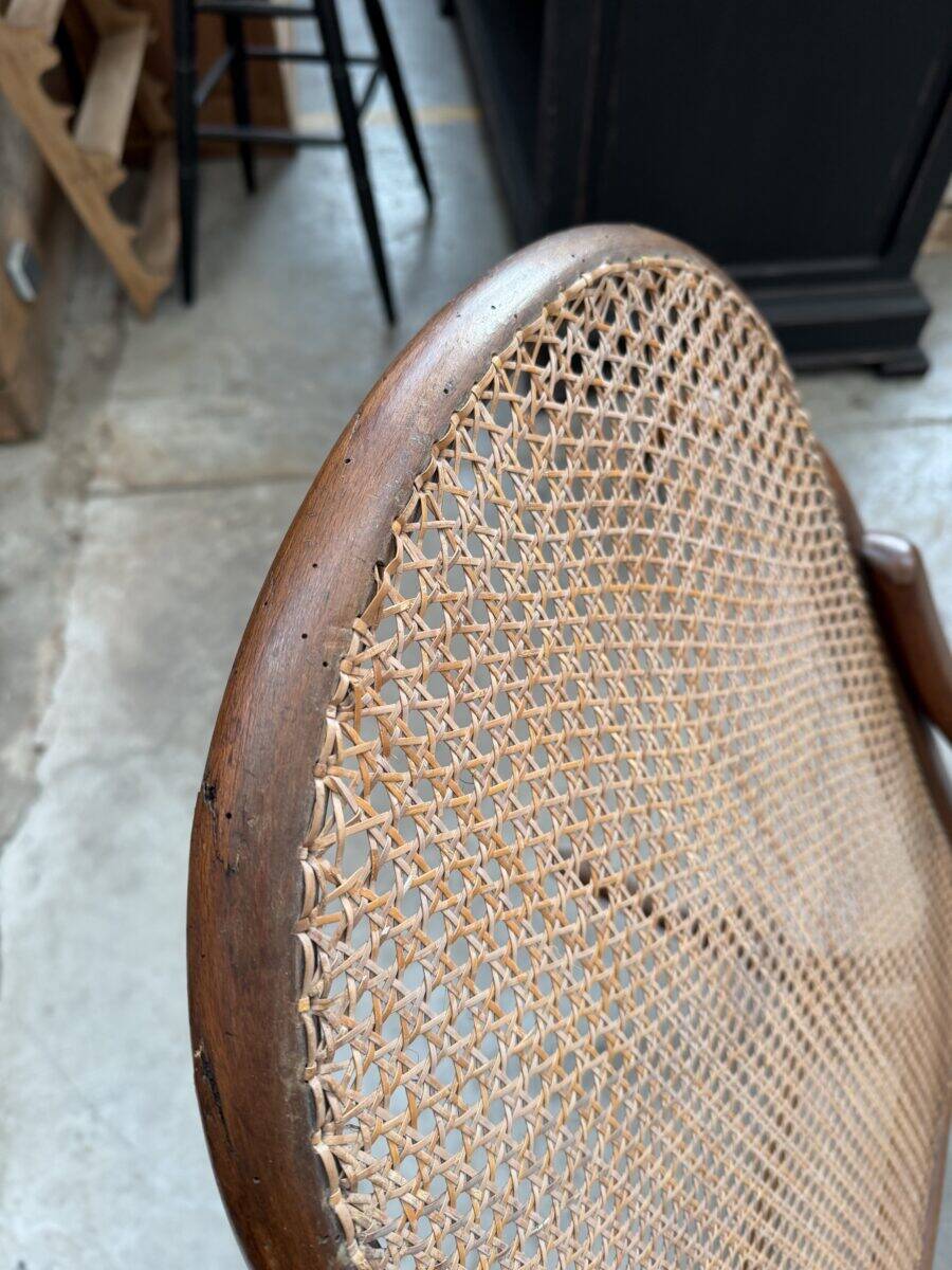 Thonet rocking chair 1900