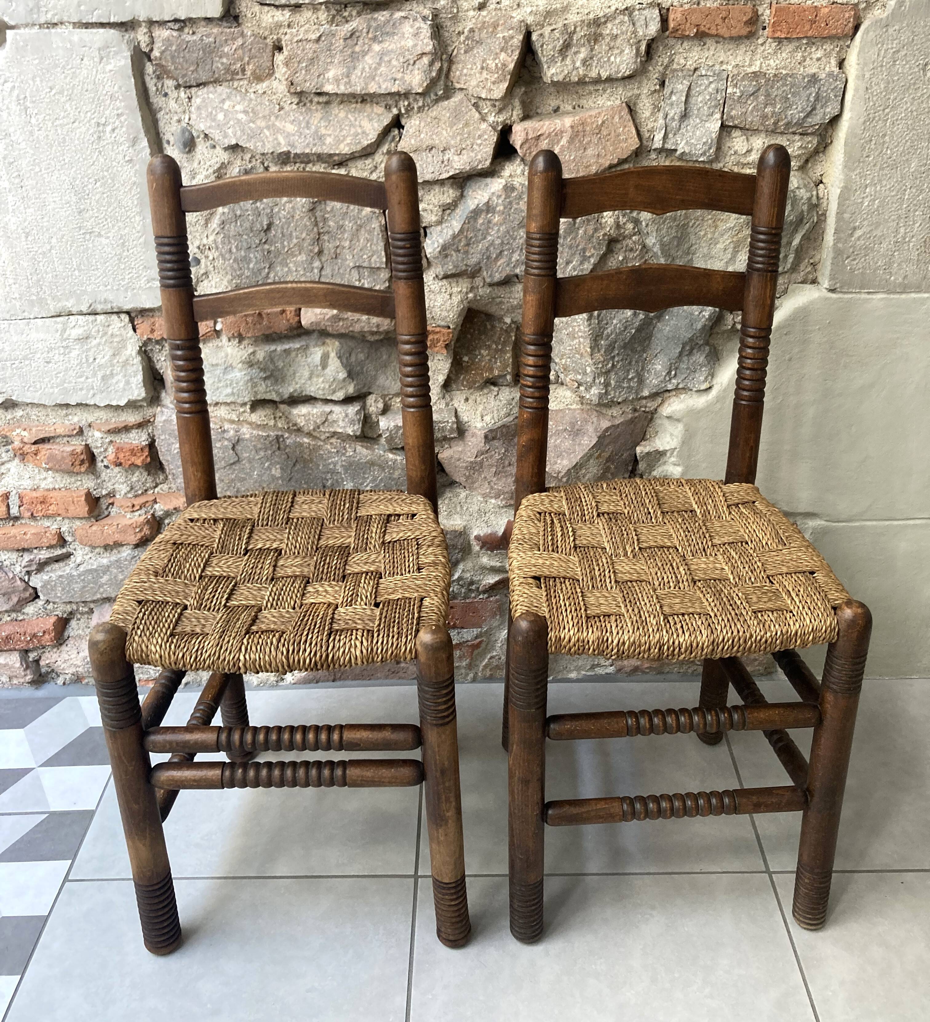 Duo de chaises en bois tourné et corde tressée, années 50-60