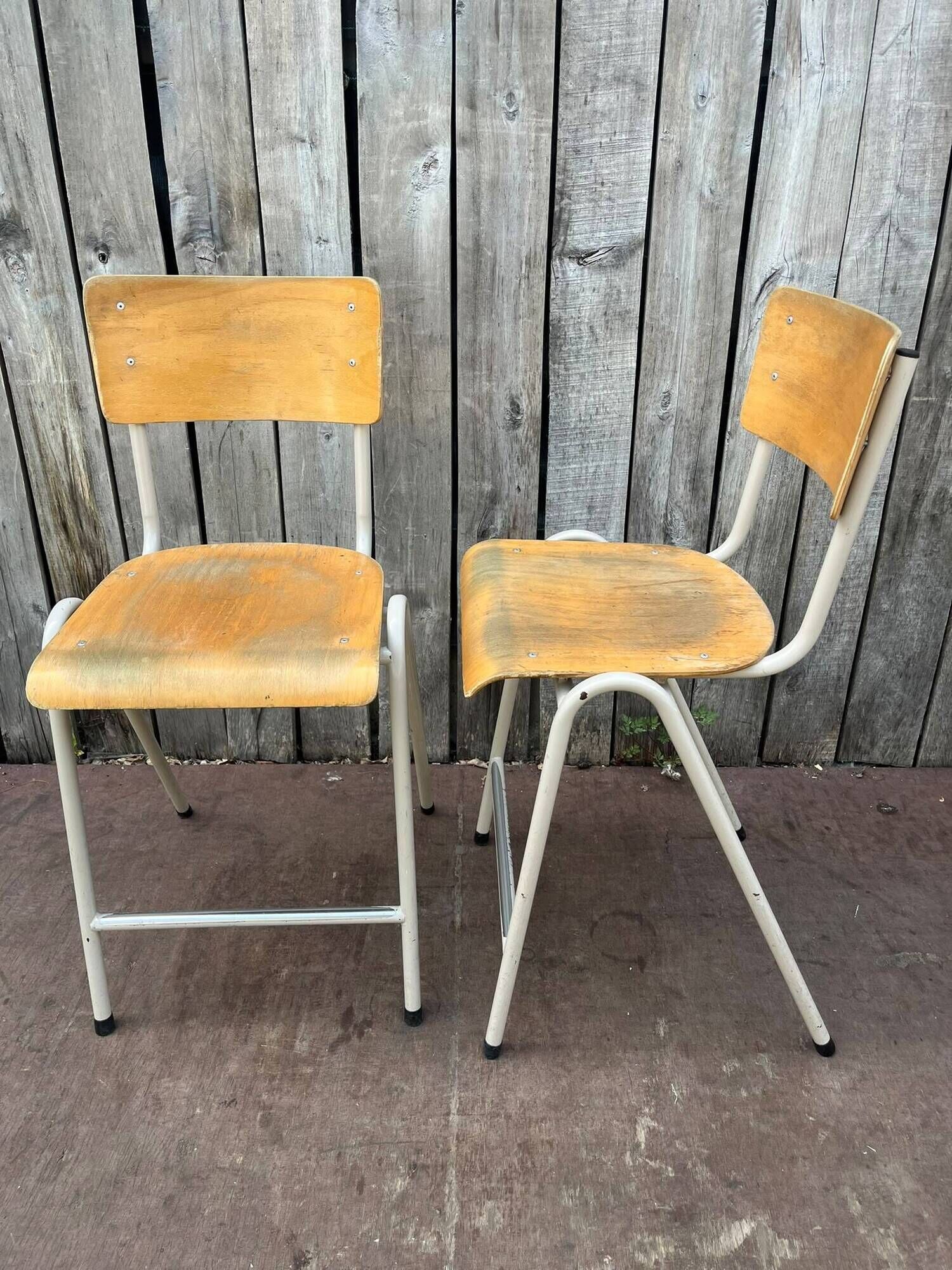 Vintage stackable high stool in beech and metal, 1960s