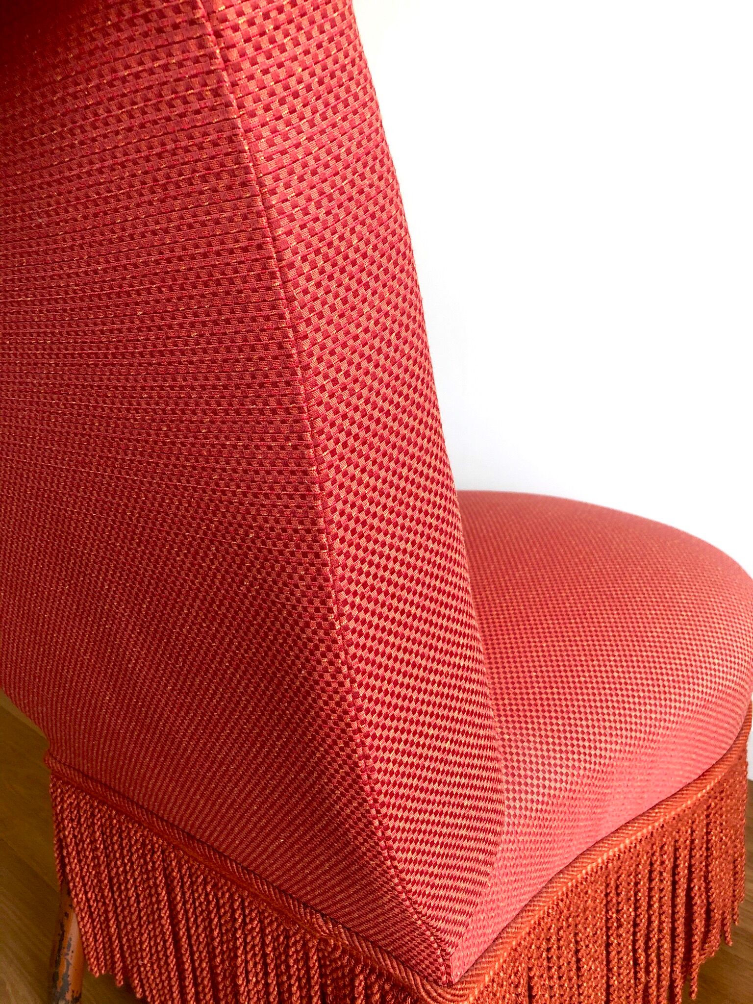Red toad armchair