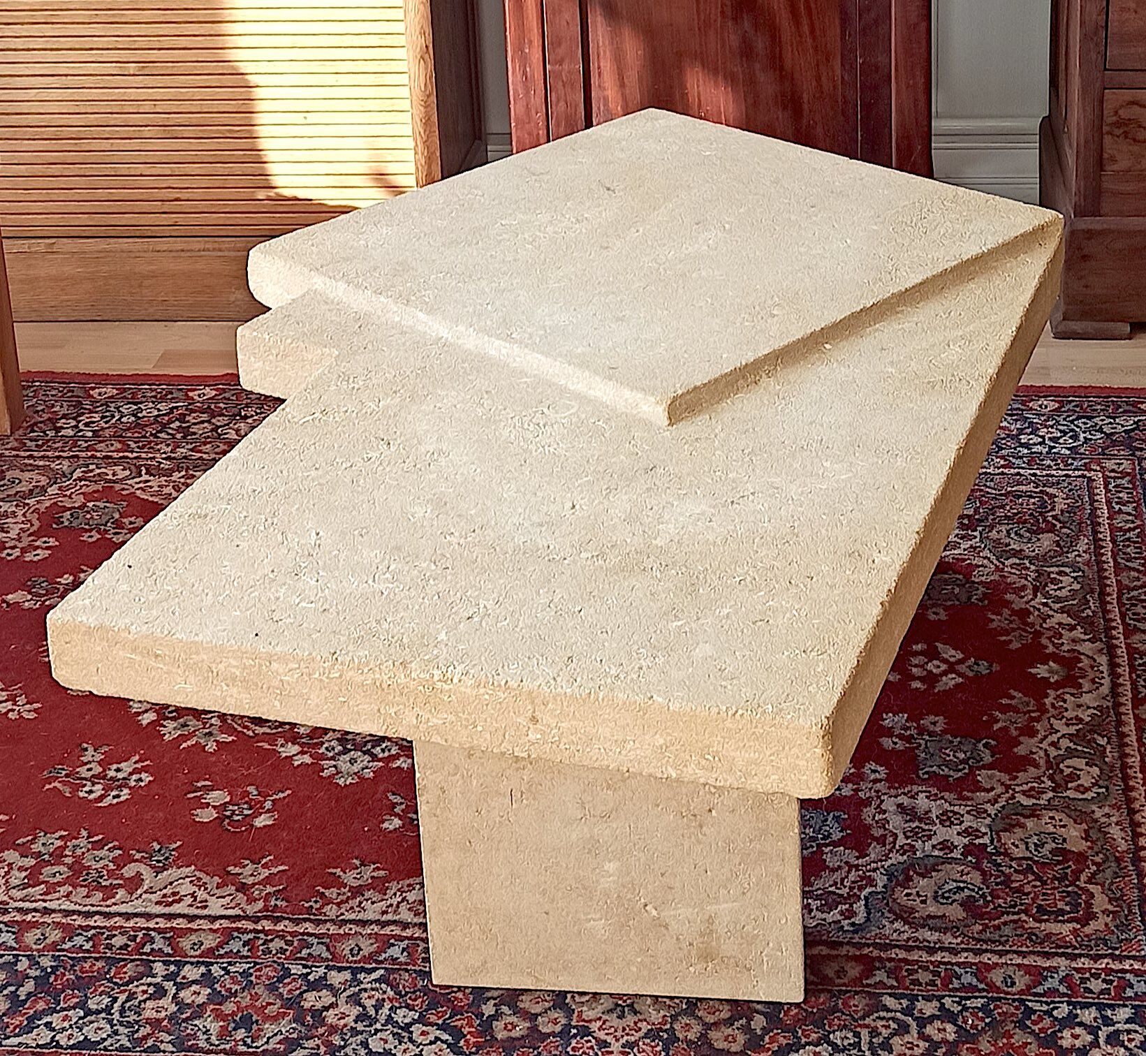 Brutalist coffee table 70s natural stone of Les Eyzies