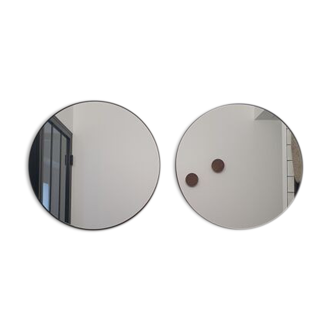 Pair of round mirrors