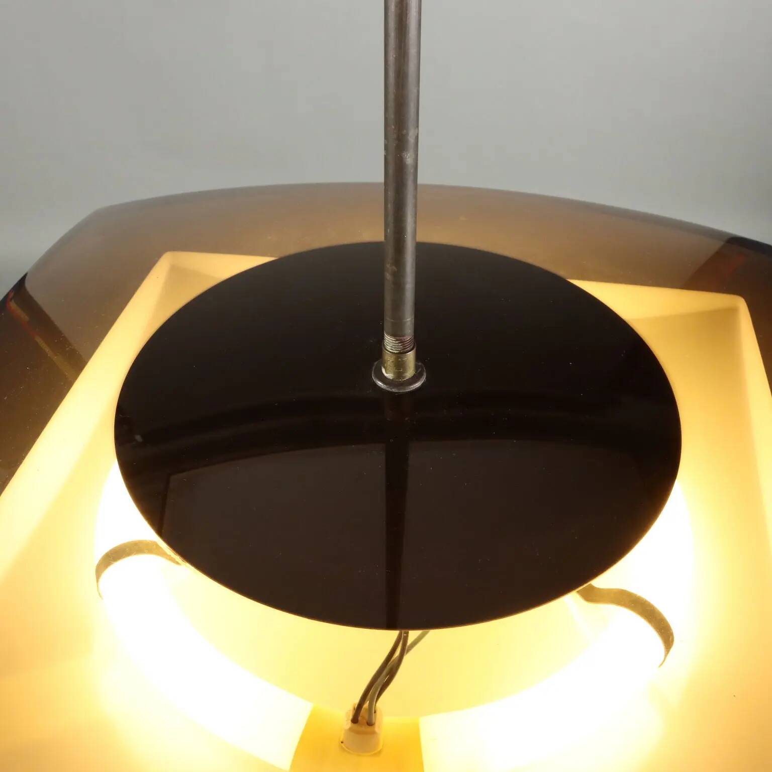 Vintage Stilux suspension from the 1960s in methacrylate.