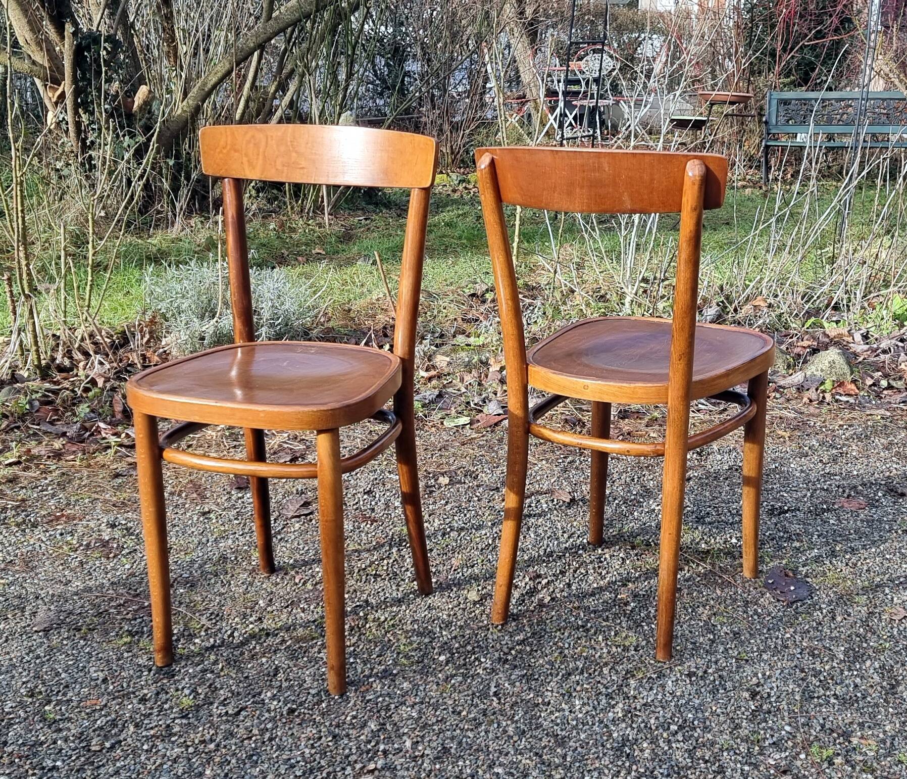 10 chaises bistrot, années 50-60