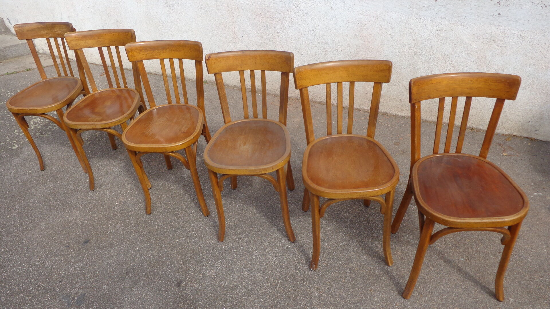 Set of 6 bistro chairs