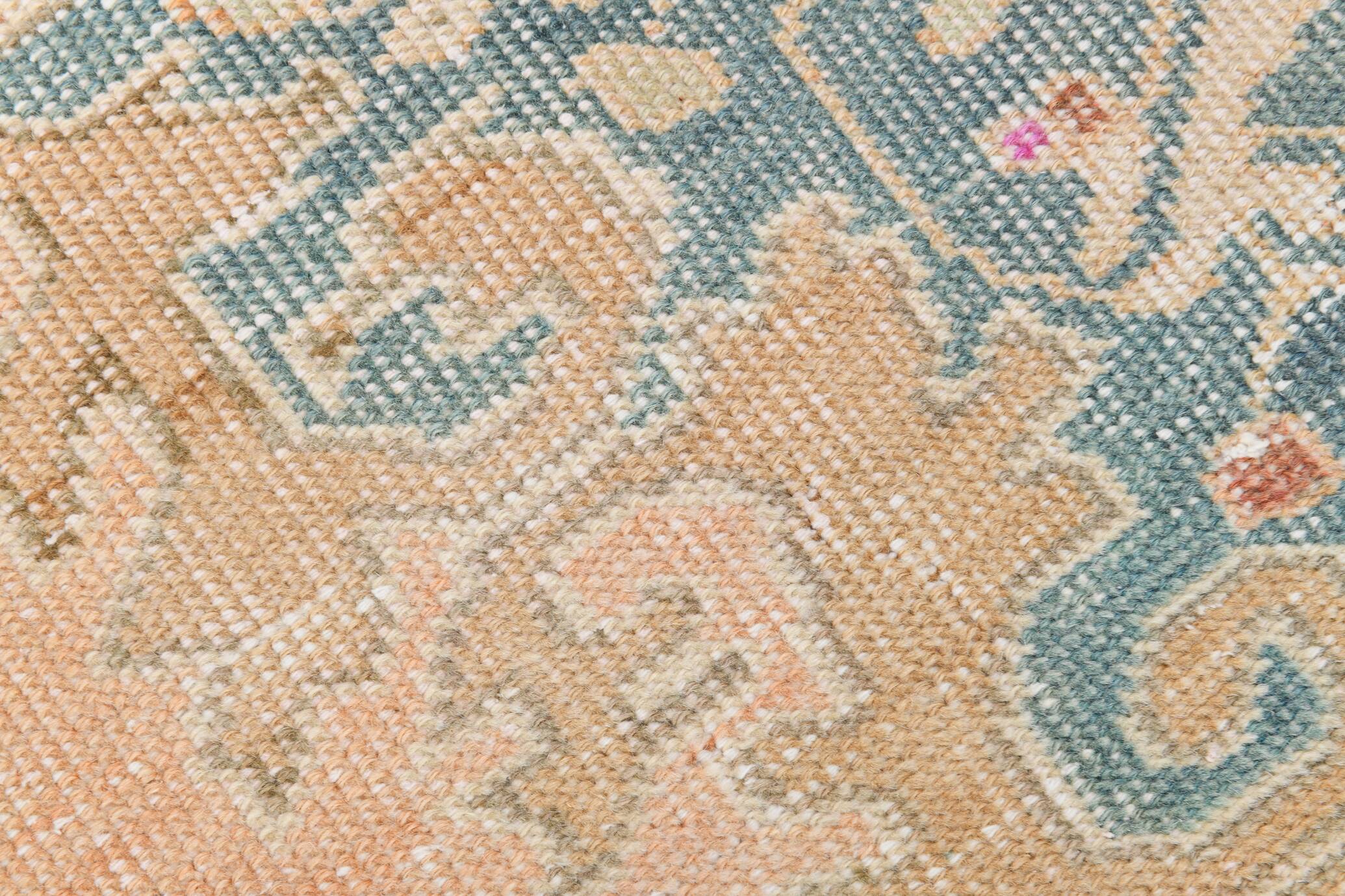 Cream & Green Oriental Persian Rug, 135x221Cm