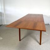 Teak extendable Danish dining table, H. Sigh & Søns Møbelfabrik AS