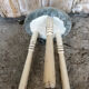 Tabouret de traite tripode bois blanc + assise velour bleu gris vintage #a292
