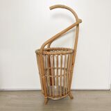 Vintage rattan umbrella door