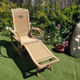 Rattan lounge chair called “Grand-Mère”