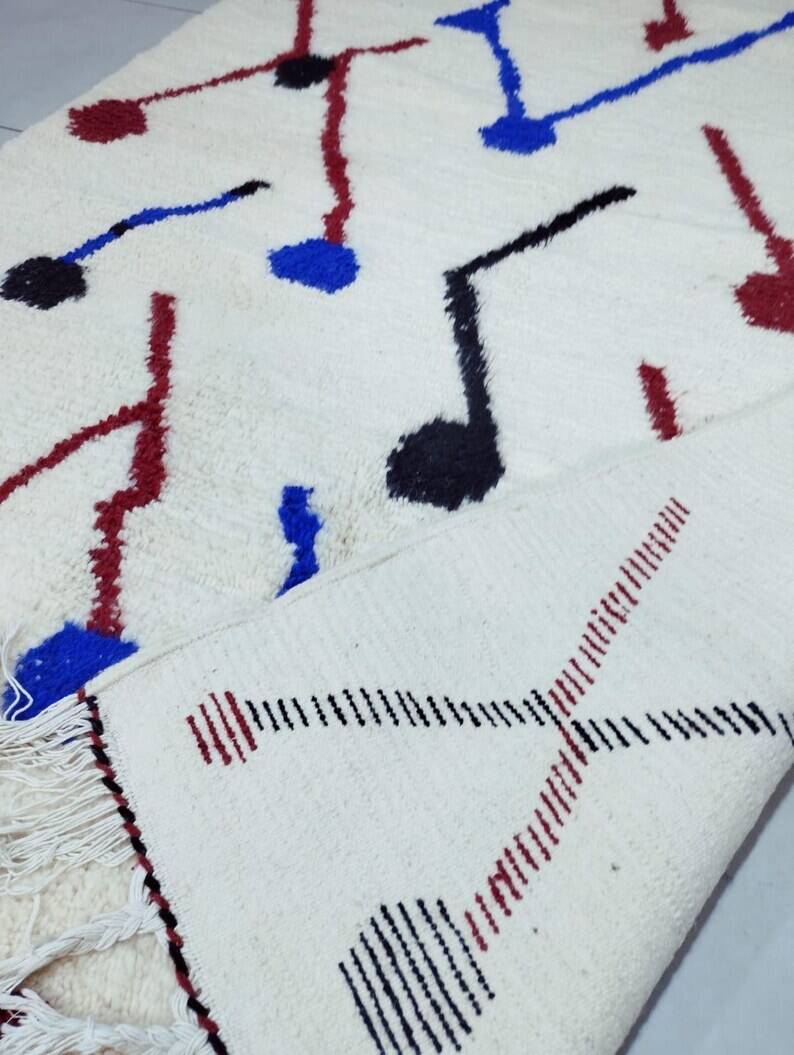 Tapis marocain bérbere en laine 250cmx 150cm