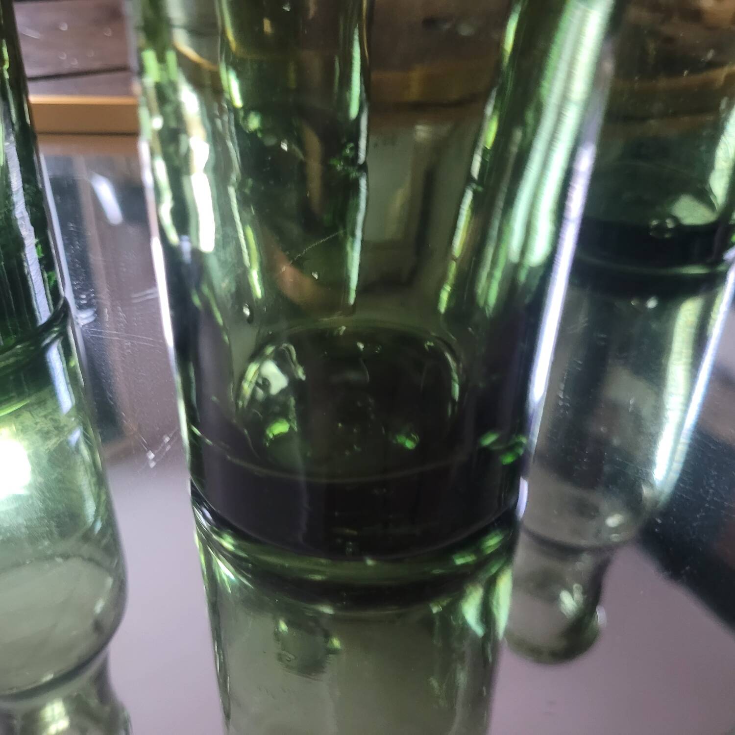 Lot of 5 vintage green bubble glass bottles (1950-1970)