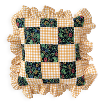 Hi Ginette patchwork cushion