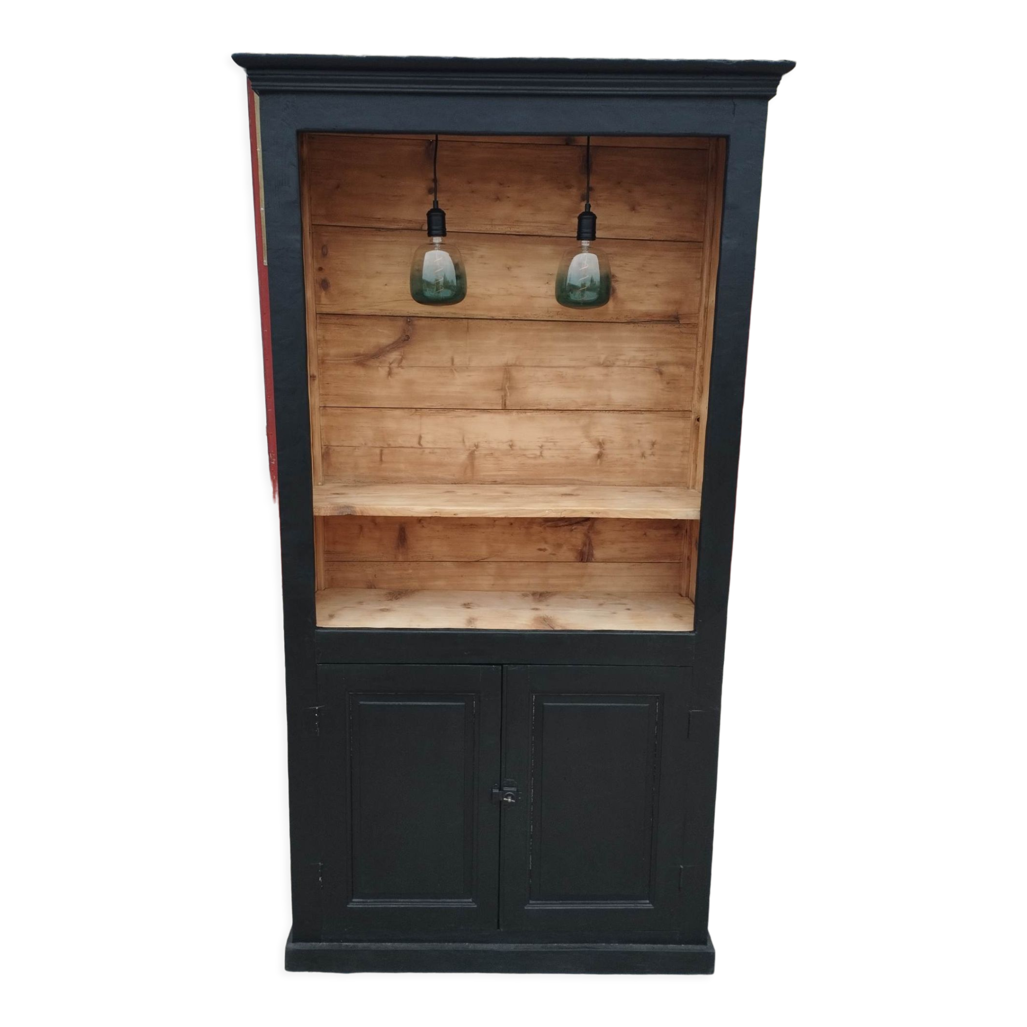 High cabinet with lighting