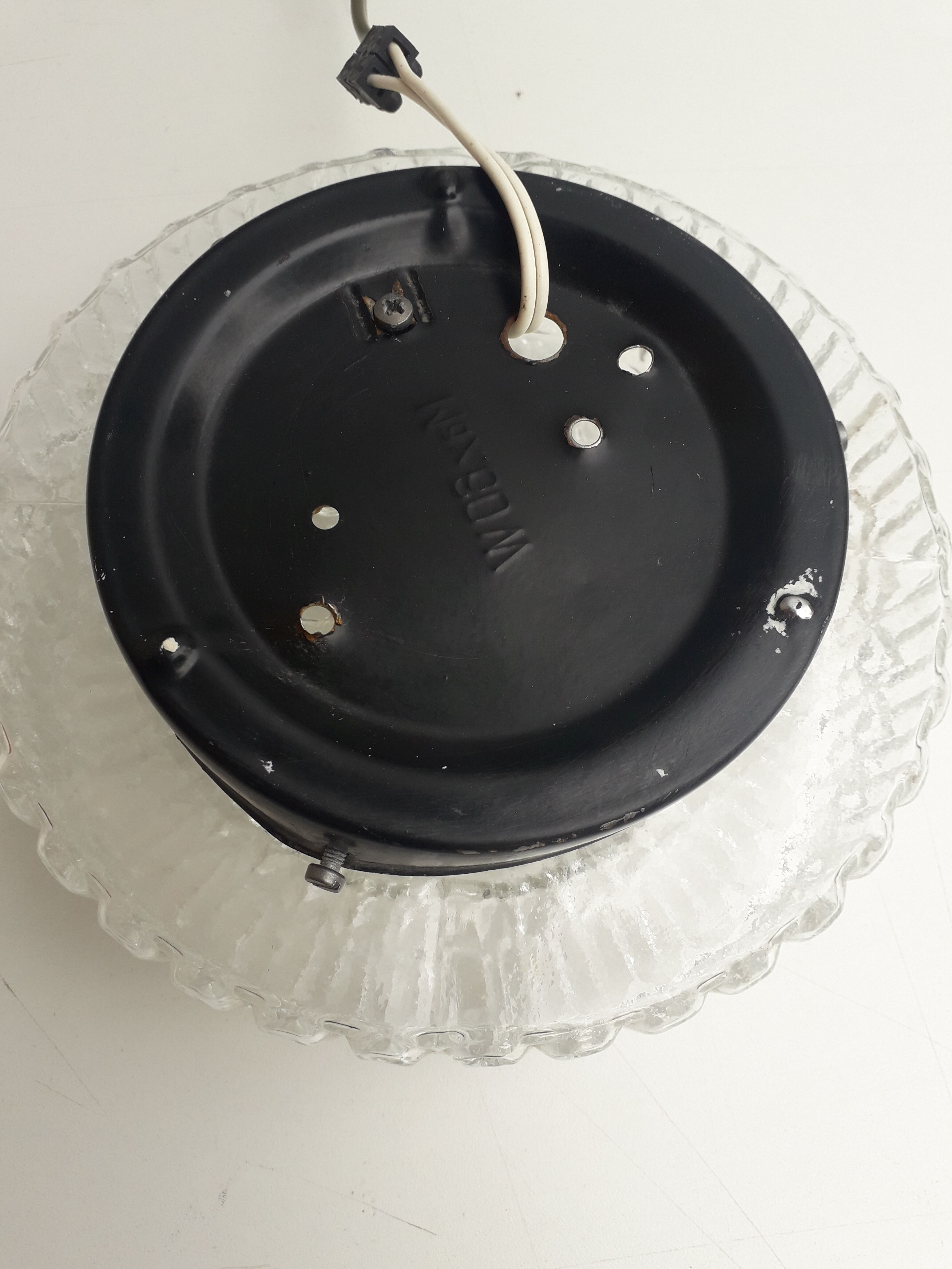 Vintage ceiling lamp / wall lamp - Molded glass - Round shape - 1970