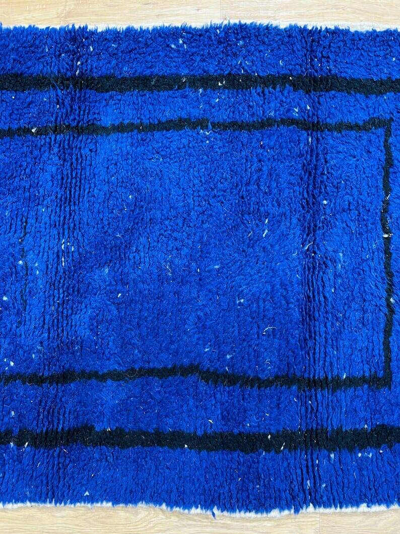 Carpet made of natural wool, traditionally handwoven, 1.4/2.6 m.