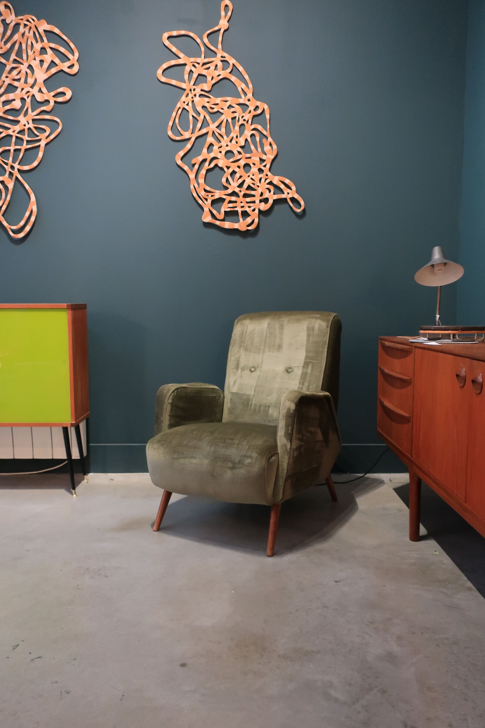 Italian armchair from the 50s