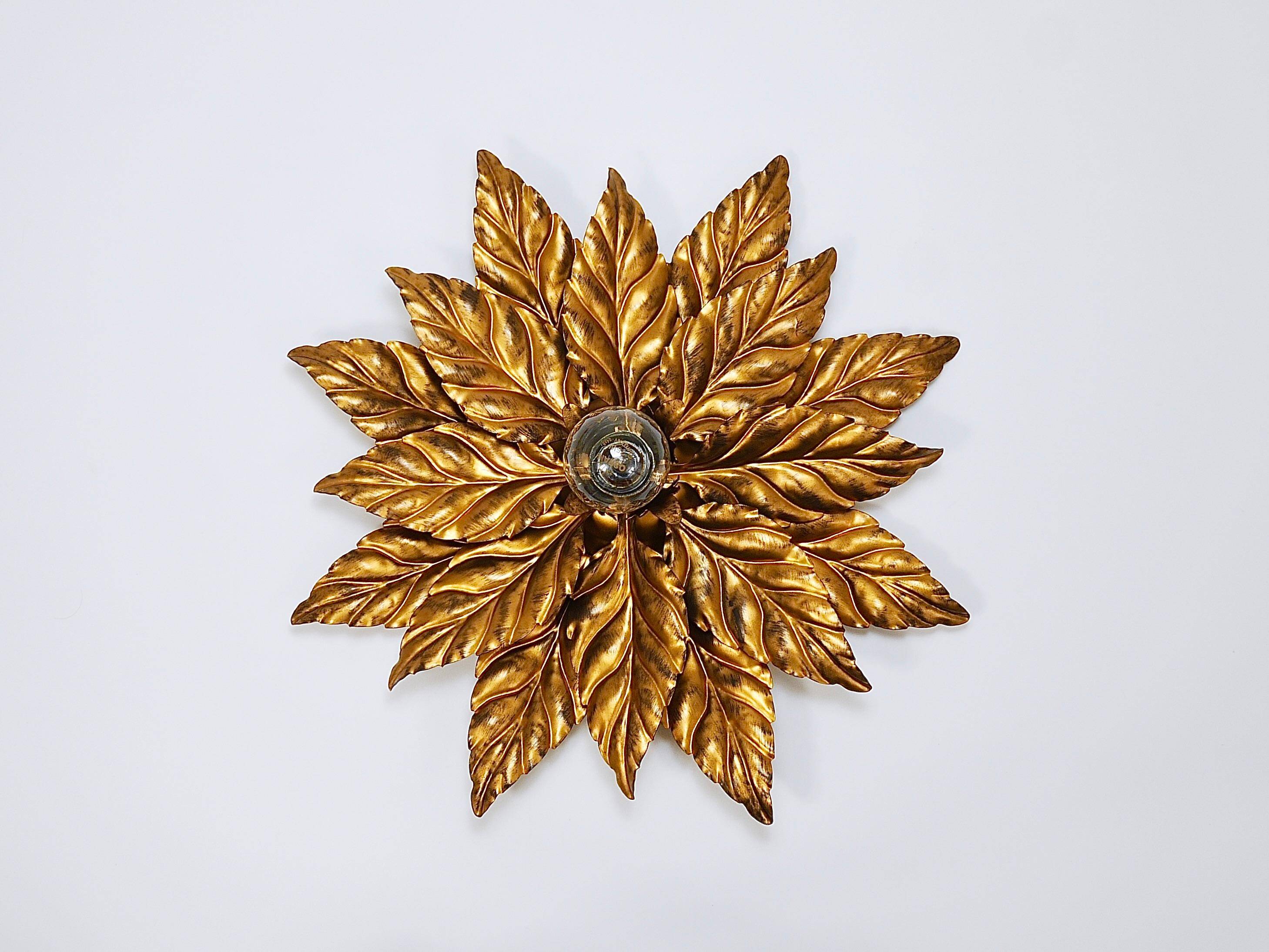 Hans Kögl Hollywood Regency Florentine Wall Light Ceiling Fixture in Gold Metal