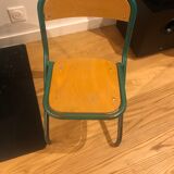 Paire de chaises d'écolier