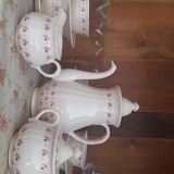 Complete English porcelain service